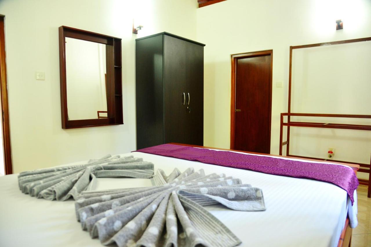 Cinnamon Holiday Inn Hikkaduwa Exteriér fotografie